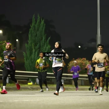 Runner Photo 6671125
