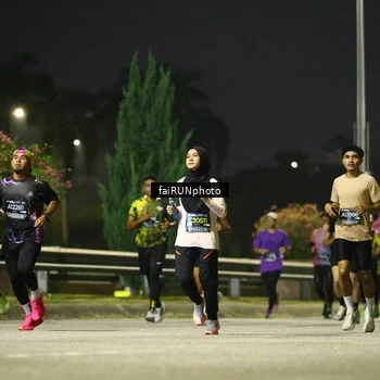 Runner Photo 6671126