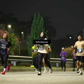 Runner Photo 6671176