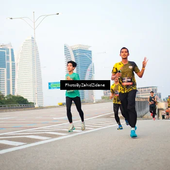 Runner Photo 6671240