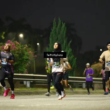 Runner Photo 6671322