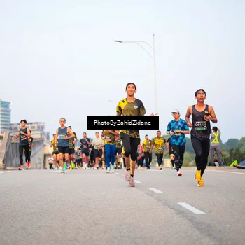 Runner Photo 6671324