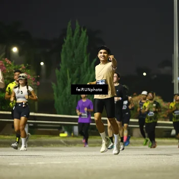 Runner Photo 6671437