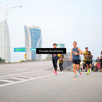 Runner Photo 6671462