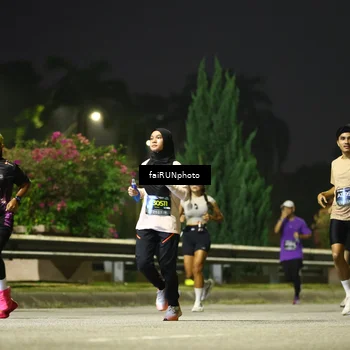 Runner Photo 6671476