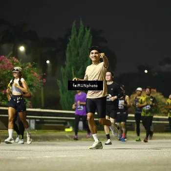 Runner Photo 6671534