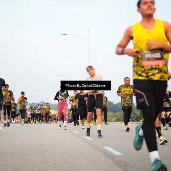 Runner Photo 6671740