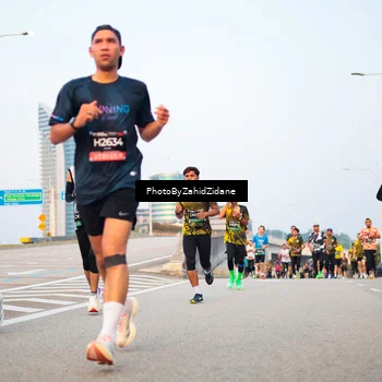 Runner Photo 6671828