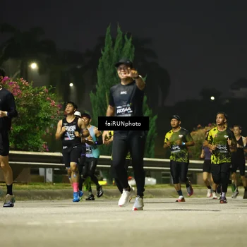 Runner Photo 6671871
