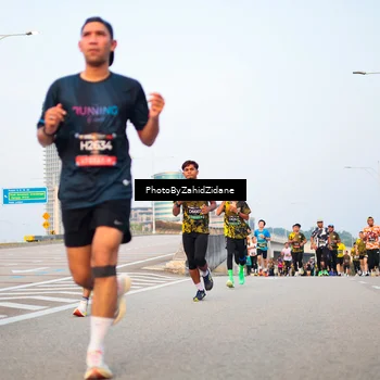 Runner Photo 6671879