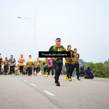Runner Photo 6671969