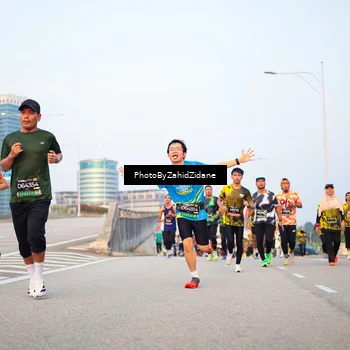 Runner Photo 6672100
