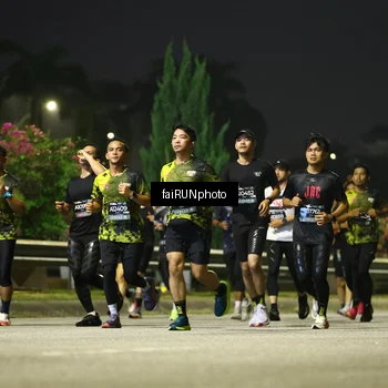 Runner Photo 6672245
