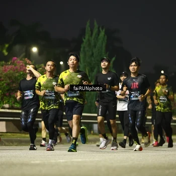 Runner Photo 6672363