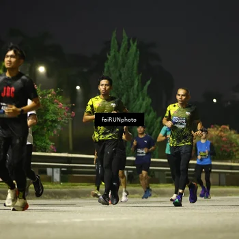 Runner Photo 6672669