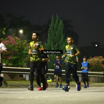 Runner Photo 6672685