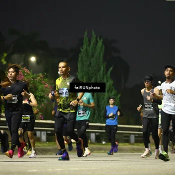 Runner Photo 6672918