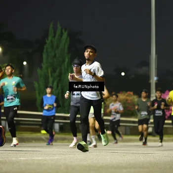 Runner Photo 6673010