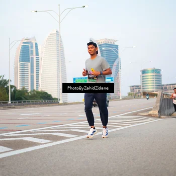 Runner Photo 6673383