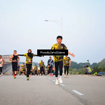 Runner Photo 6673423
