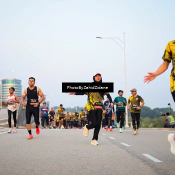 Runner Photo 6673569