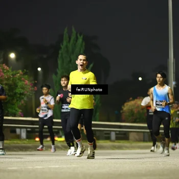 Runner Photo 6673625