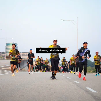 Runner Photo 6673636