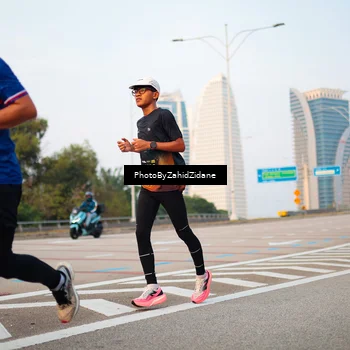 Runner Photo 6673765