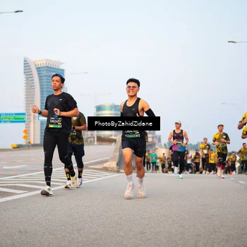 Runner Photo 6674014