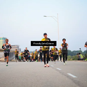 Runner Photo 6674047