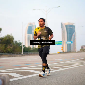 Runner Photo 6674055