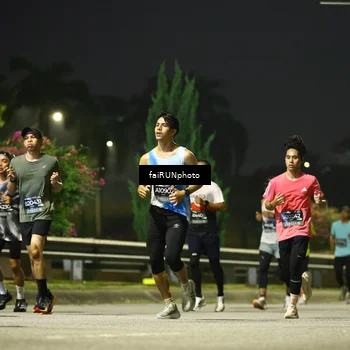 Runner Photo 6674061
