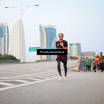 Runner Photo 6674125