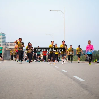 Runner Photo 6674149