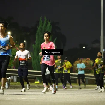 Runner Photo 6674182