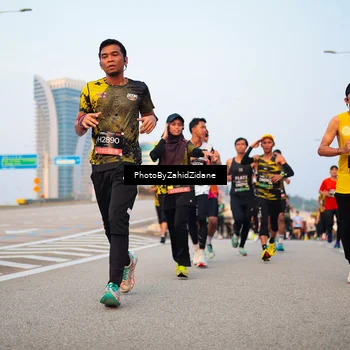 Runner Photo 6674190