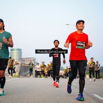 Runner Photo 6674273