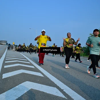 Runner Photo 6674328