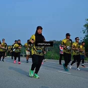 Runner Photo 6674346