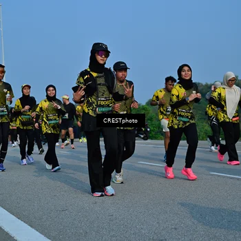 Runner Photo 6674347