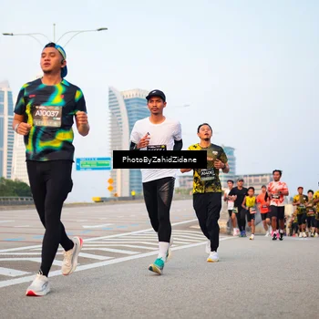 Runner Photo 6674349