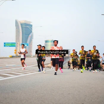 Runner Photo 6674389