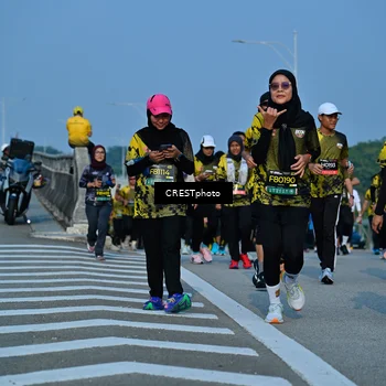 Runner Photo 6674391