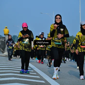 Runner Photo 6674403