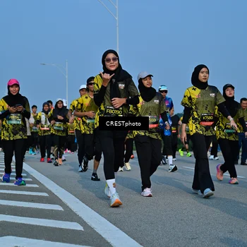 Runner Photo 6674407