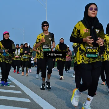 Runner Photo 6674423
