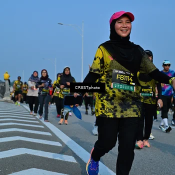 Runner Photo 6674432