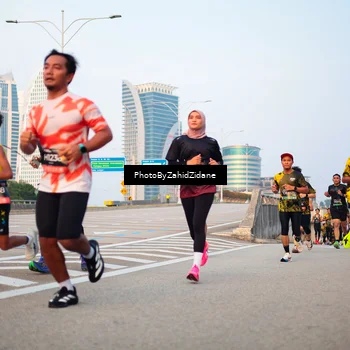 Runner Photo 6674442