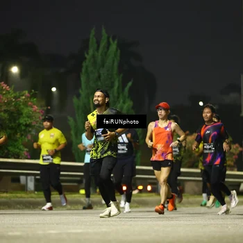 Runner Photo 6674444