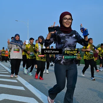 Runner Photo 6674459